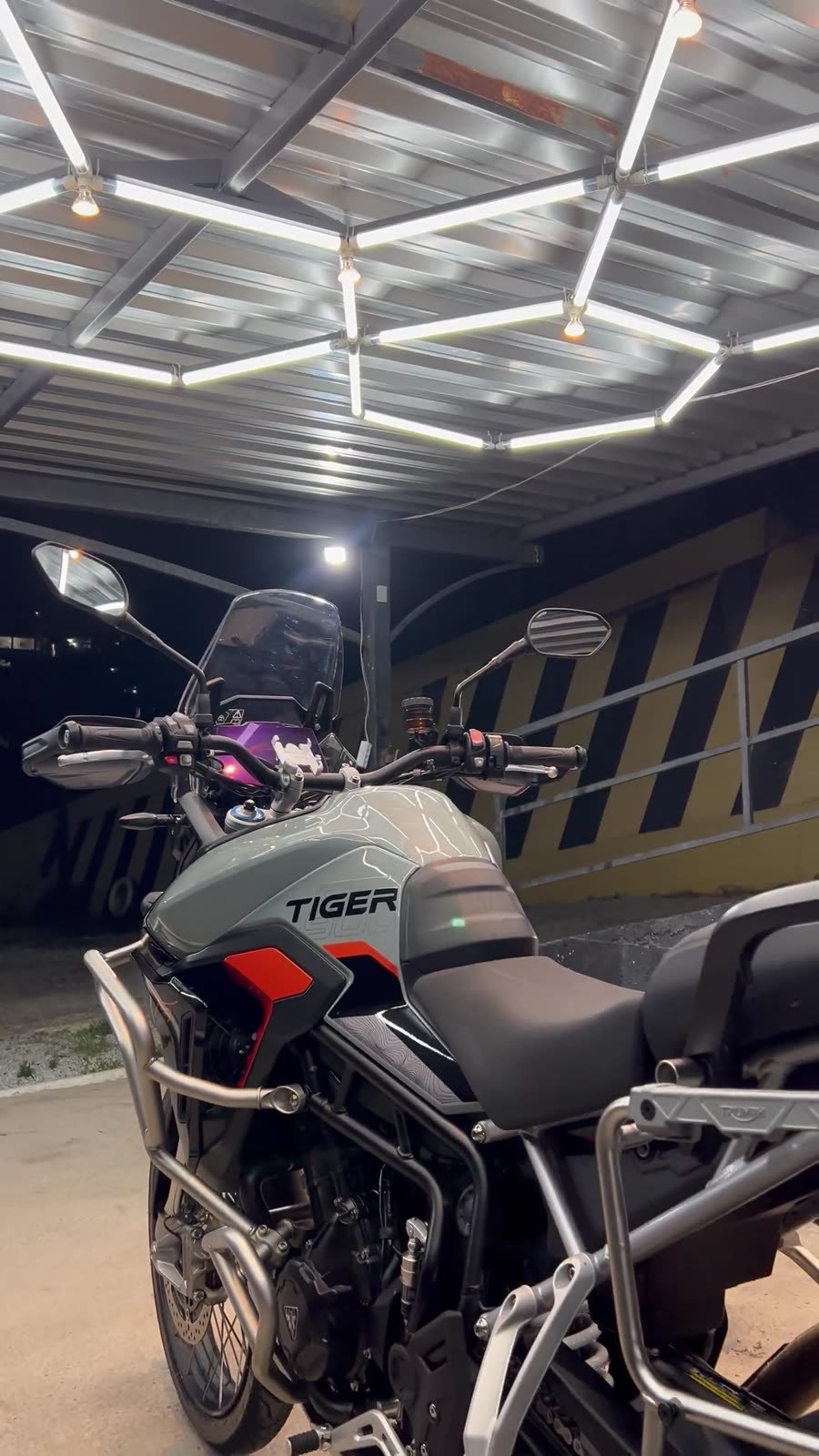 Moto Triumph Tiger no box